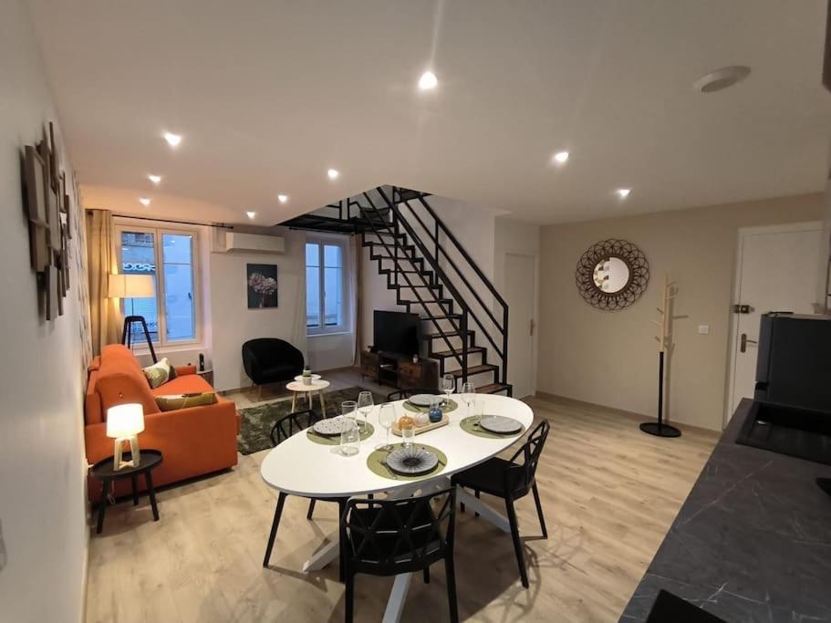 Apartament T2 -55M2- Elegant Et Chaleureux Montbrison Zewnętrze zdjęcie